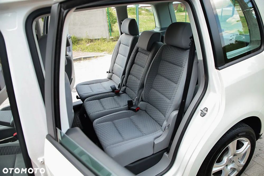 Volkswagen Touran 2.0 TDI DPF Trendline - 18