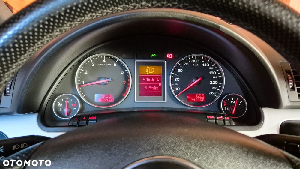 Audi A4 Avant 1.8 T quattro - 7