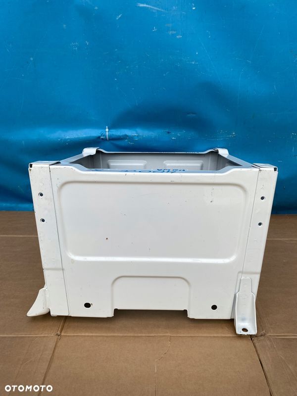 SPRINTER 907 18- Podstawa fotela przedniego lewego PASAŻERA przód lewy 9678 - 4