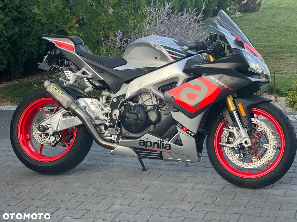 Aprilia RSV - 6