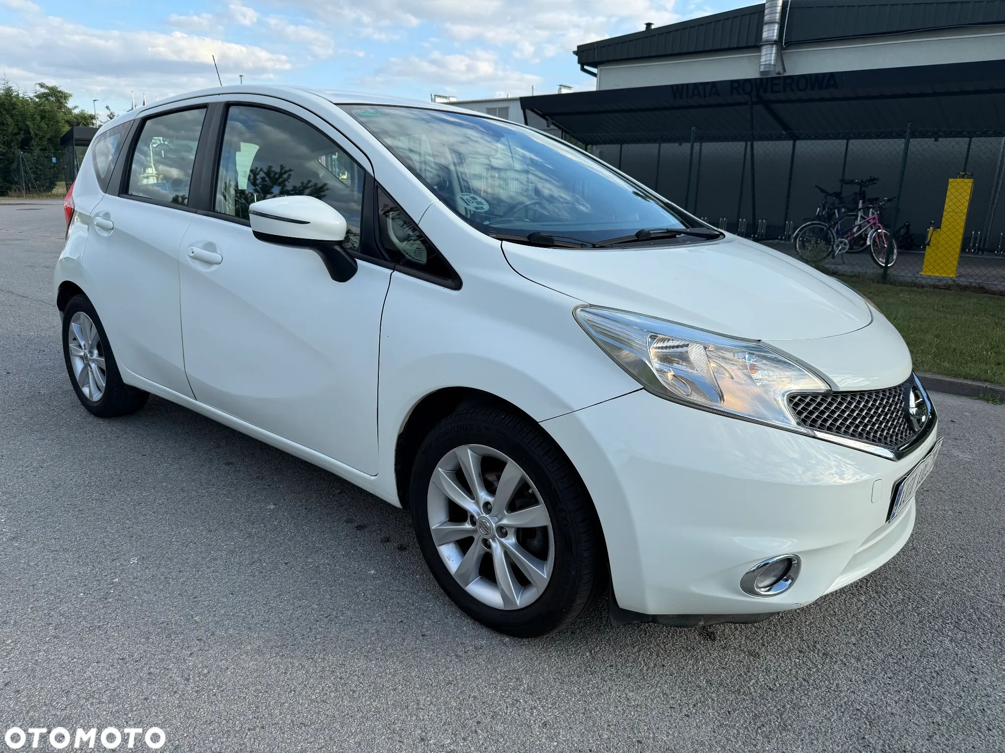 Nissan Note - 1