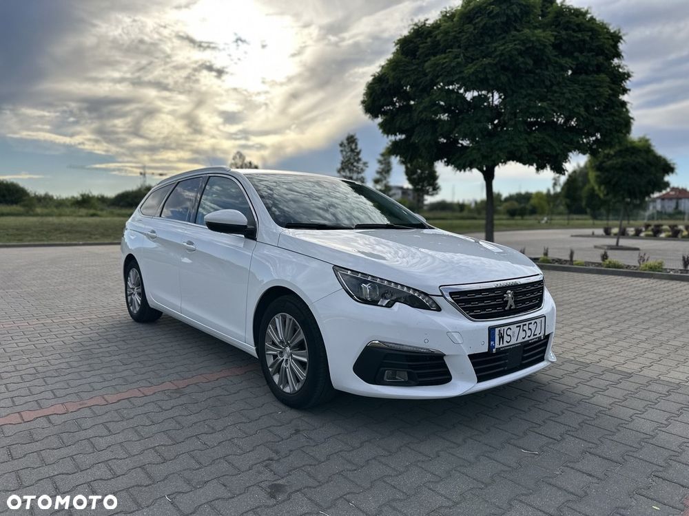 Peugeot 308 1.5 BlueHDi Allure Pack S&S EAT8 - 24