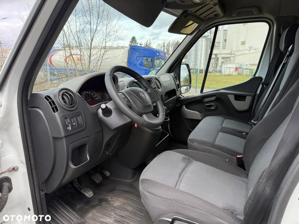 Renault Master - 11