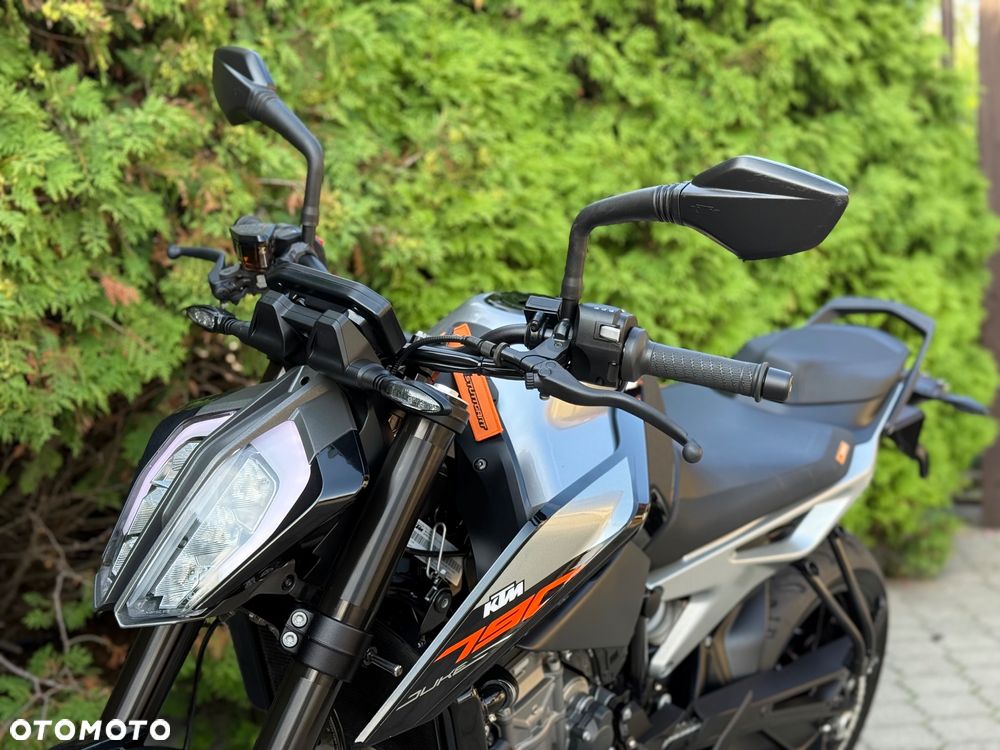 KTM Duke - 25