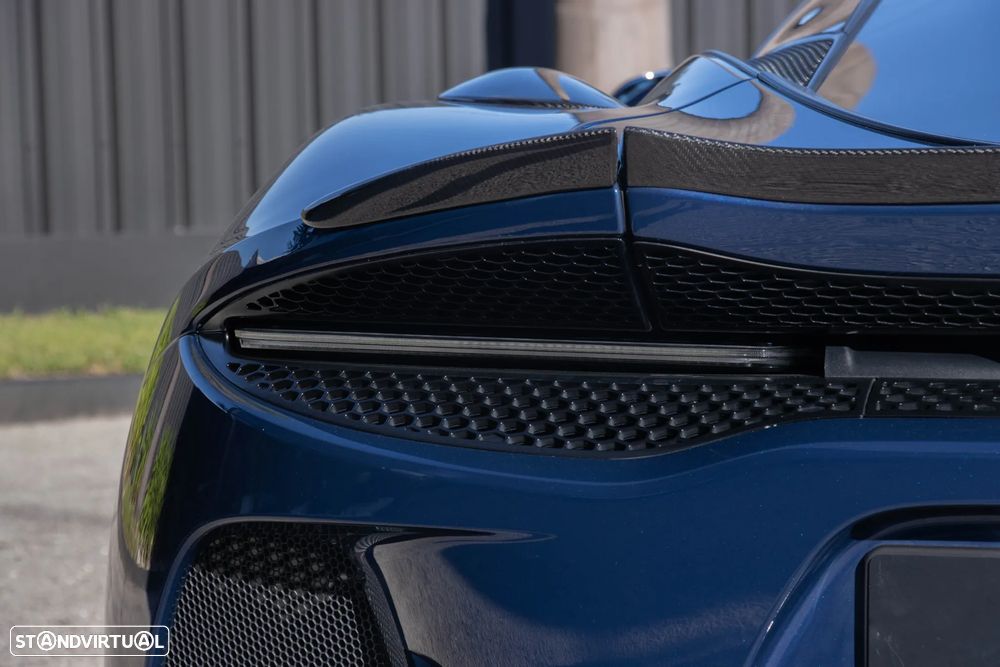 McLaren GT - 24