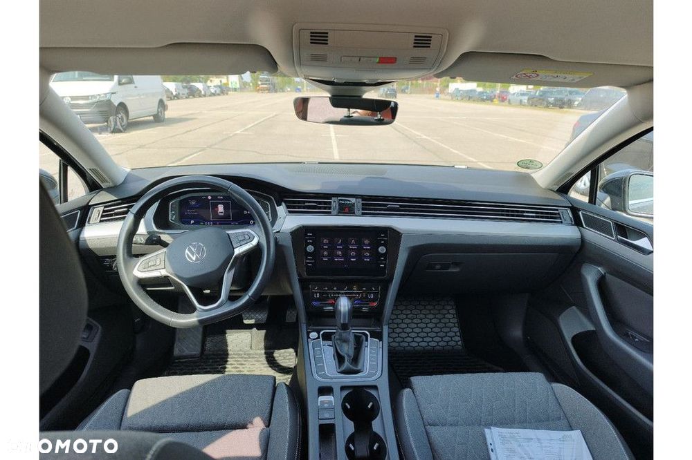 Volkswagen Passat Variant 2.0 TDI SCR DSG - 8