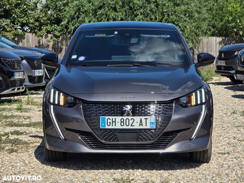 Peugeot 208 PureTech 130 EAT8 GT - 4