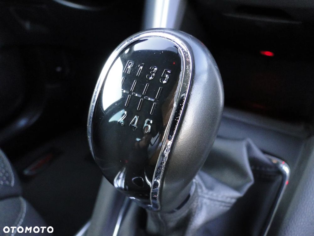 Opel Zafira Tourer 1.4 Turbo Active - 25