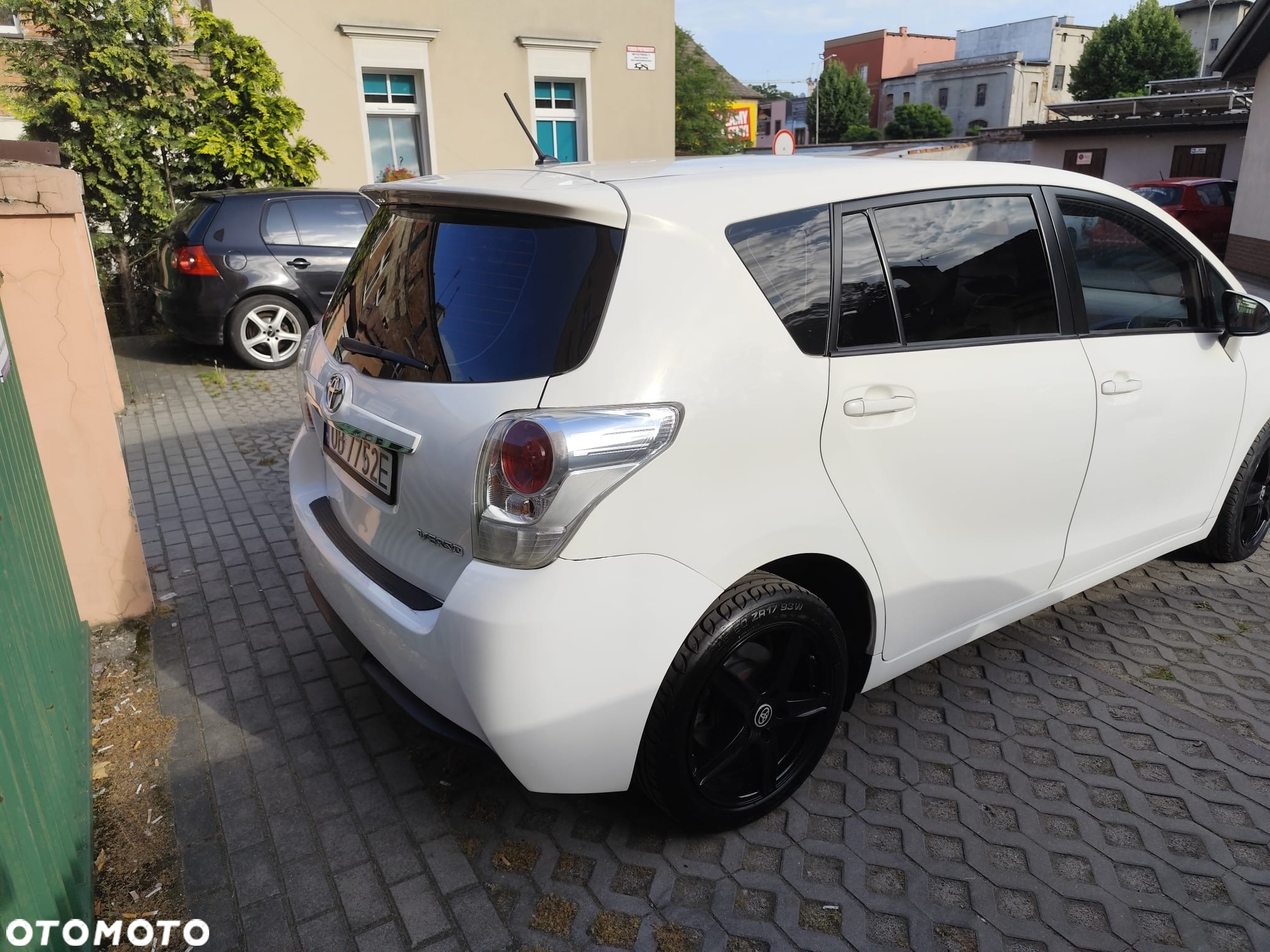 Toyota Verso 2.0 D-4D 5-Sitzer - 3