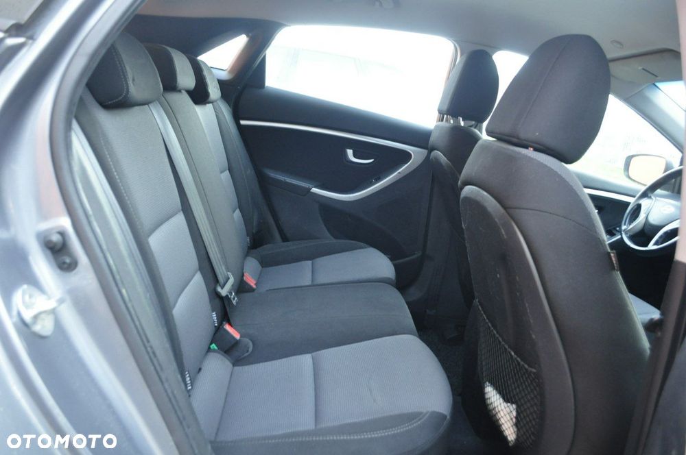 Hyundai i30 1.4 Premium - 8