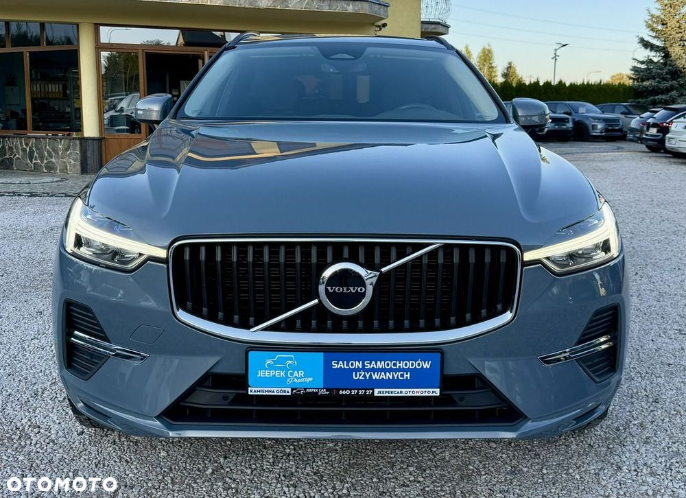 Volvo XC 60 B4 D Plus Dark - 6
