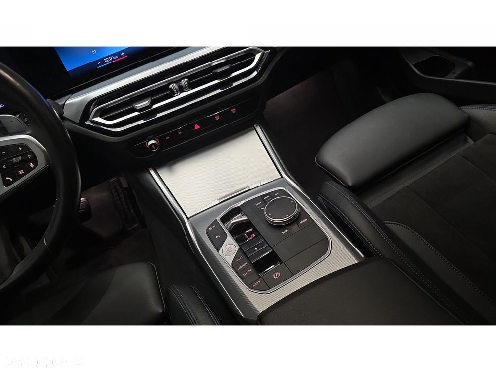 BMW Seria 3 320d xDrive mHEV M Sport - 22