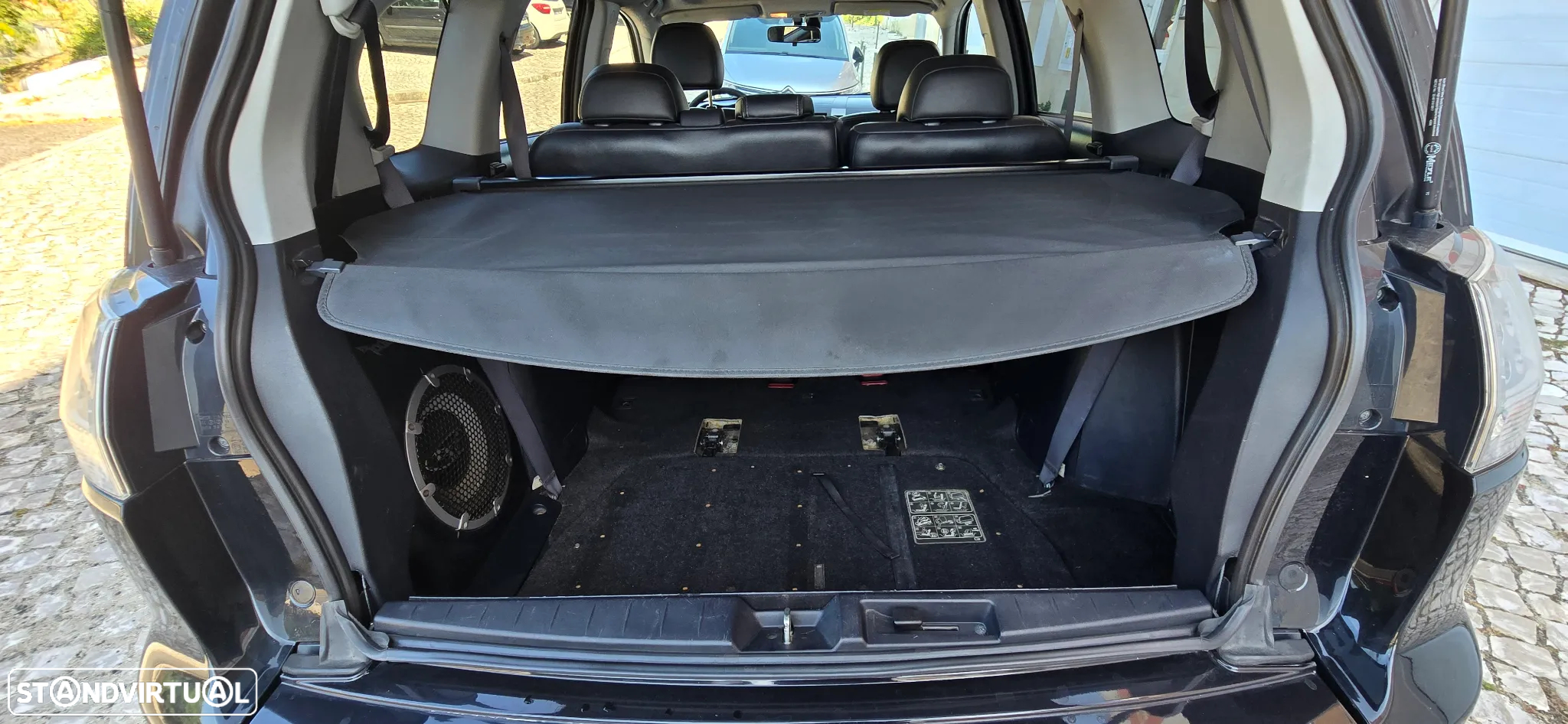 Mitsubishi Outlander 2.0 DI-D Intense+ 4WD - 10