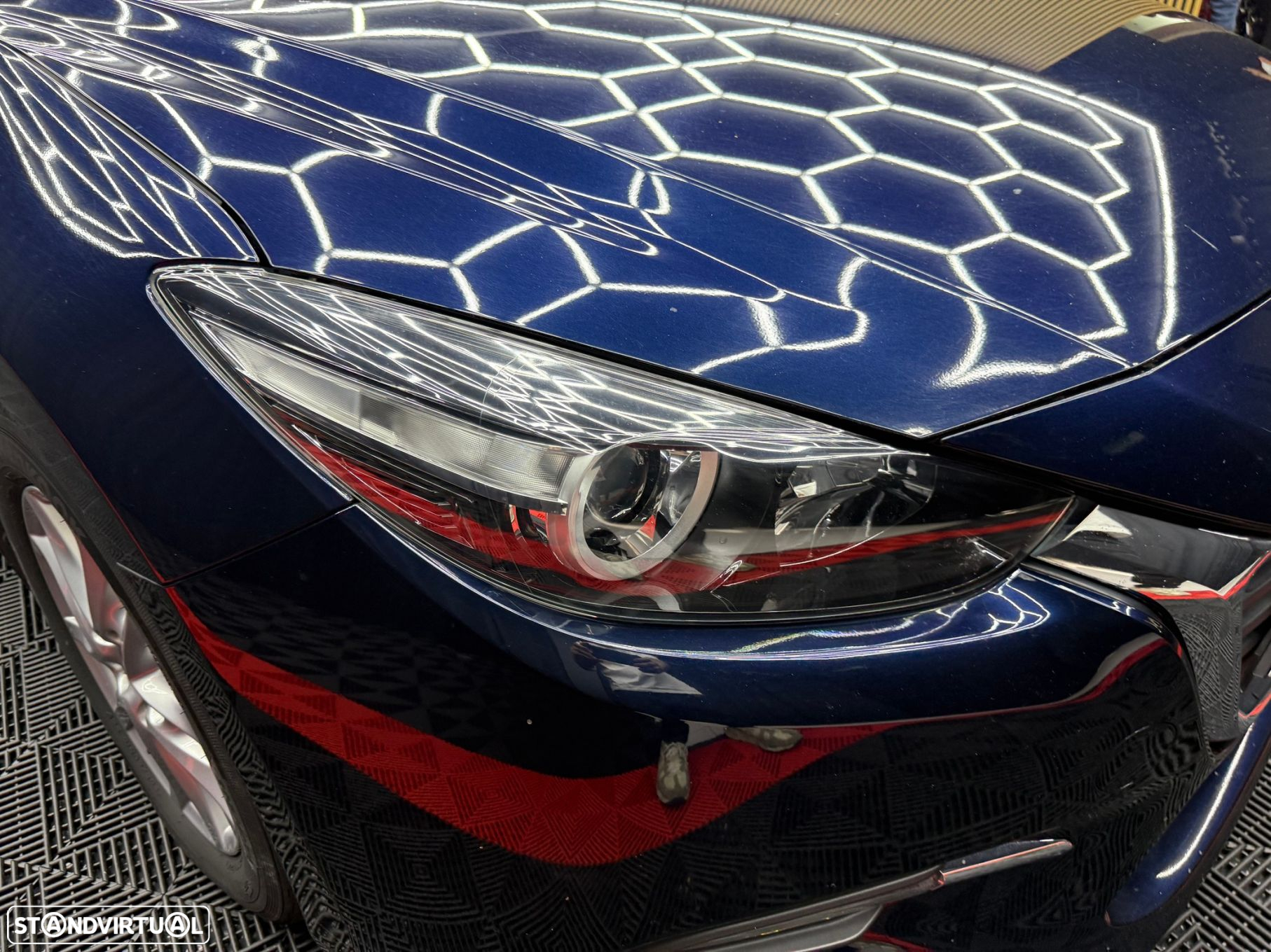Mazda 3 1.5 Sky-D Excellence Navi - 13