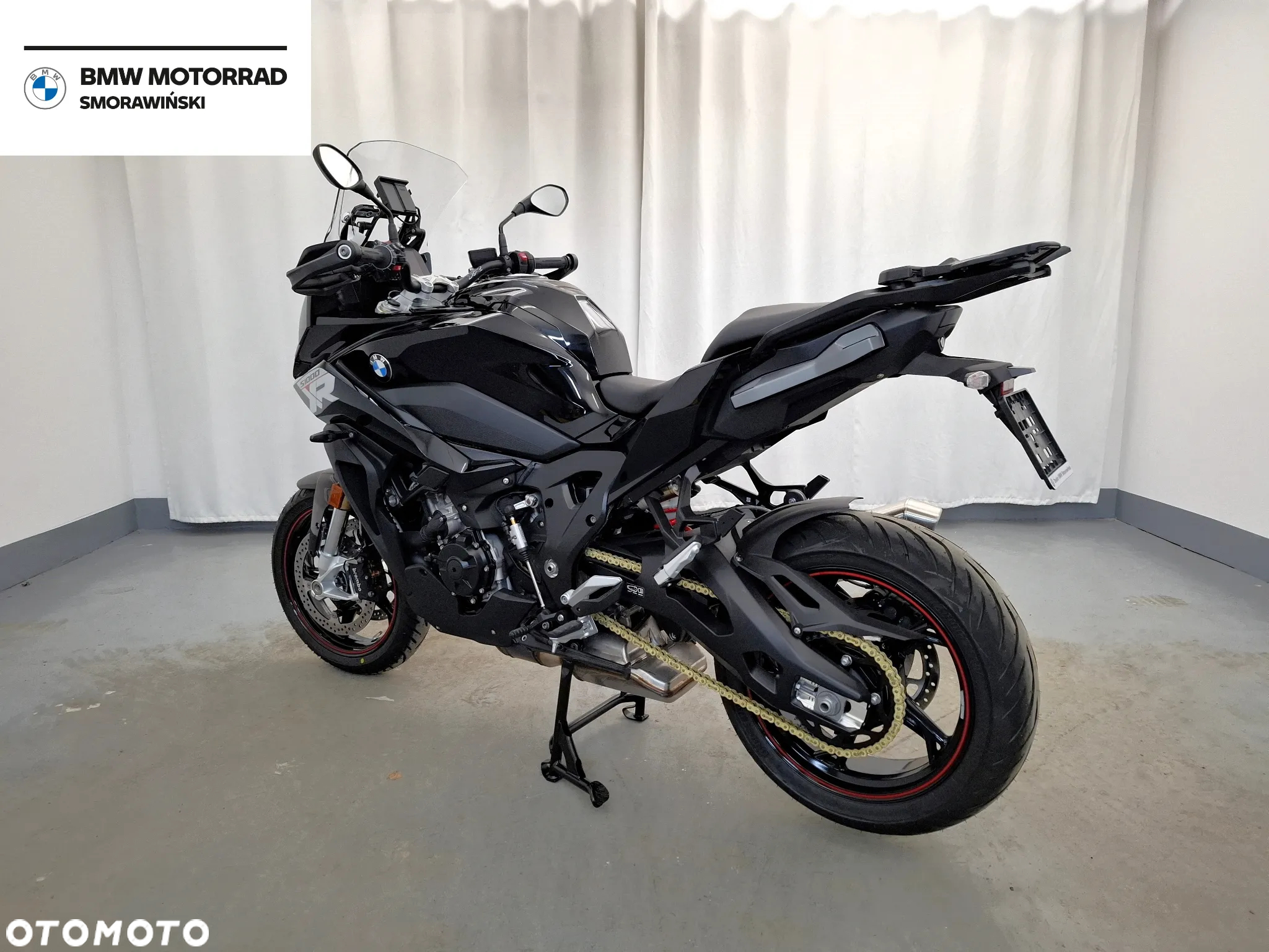 BMW S