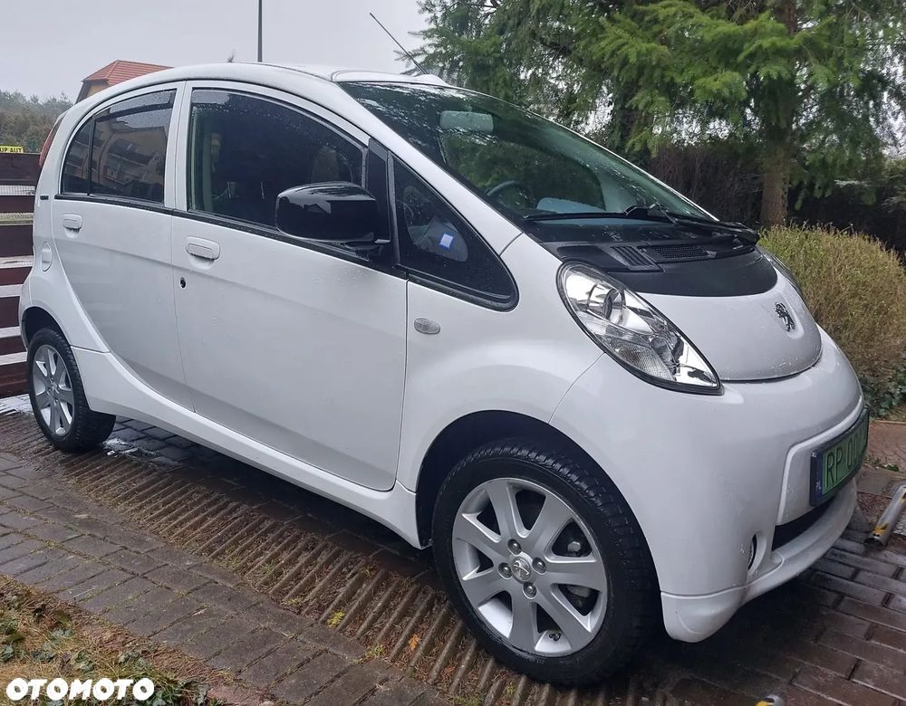 Peugeot iOn Standard - 3