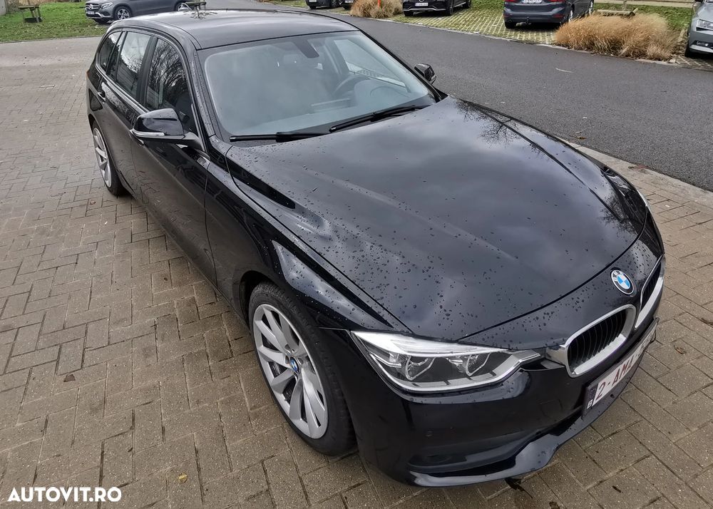 BMW Seria 3 320d Touring Aut. - 3