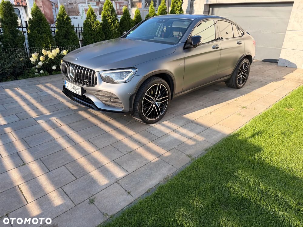 Mercedes-Benz GLC - 1