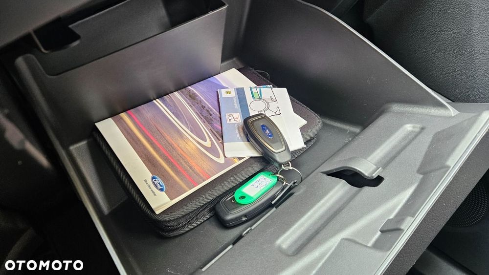 Ford Kuga 1.5 EcoBoost 2x4 Individual - 31