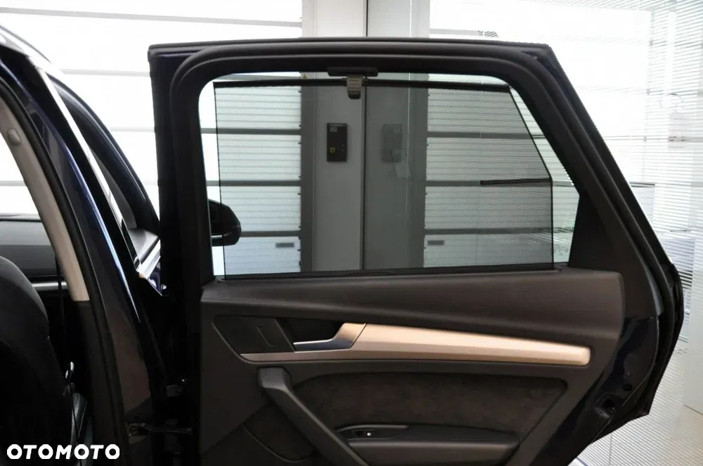 Audi Q5 55 TFSI e Quattro S tronic - 12