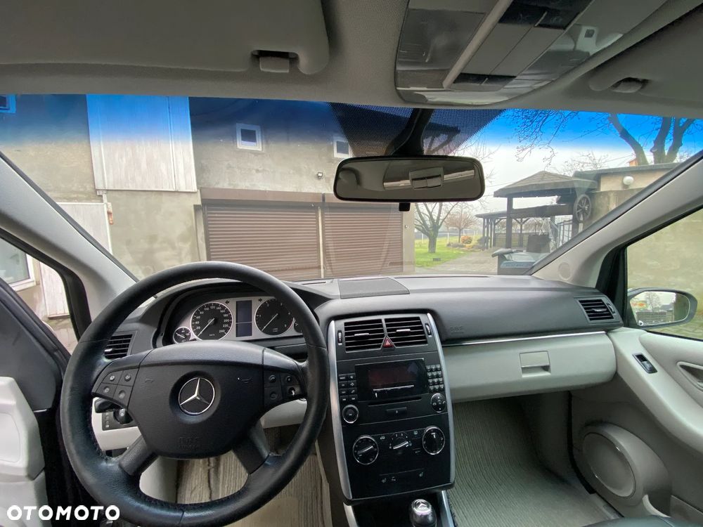 Mercedes-Benz Klasa B 200 CDI Autotronic - 10