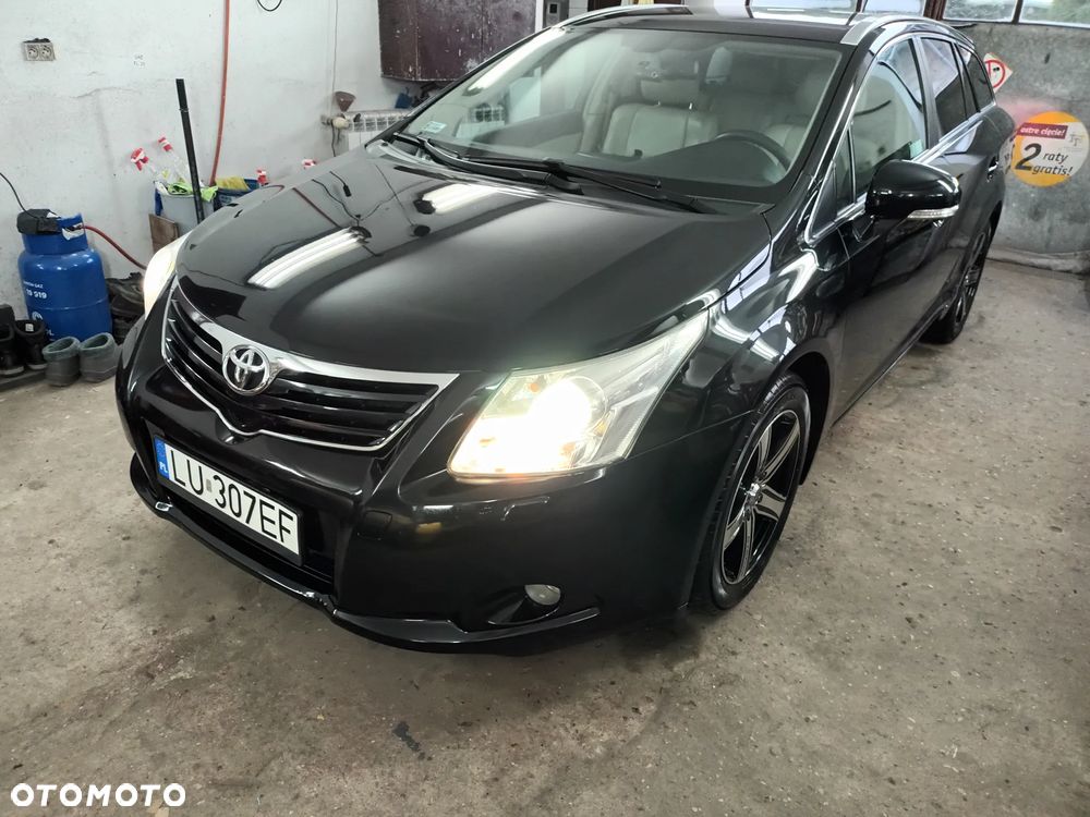 Toyota Avensis 1.8 Premium EU5 - 9