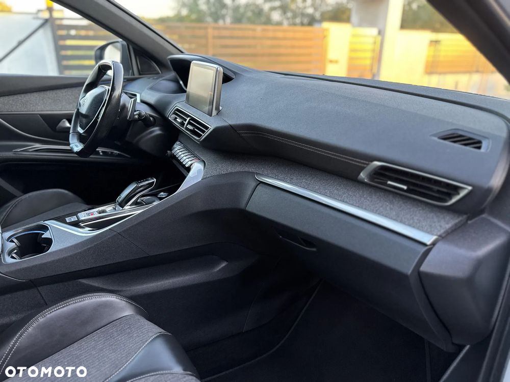 Peugeot 5008 - 31
