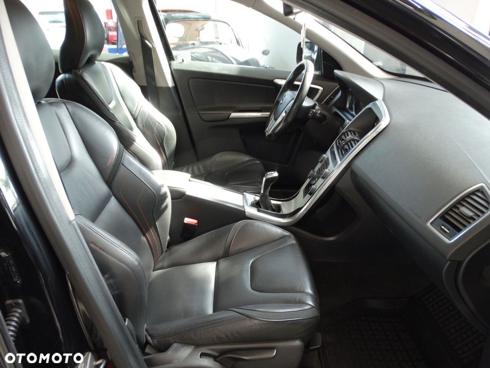 Volvo XC 60 - 34