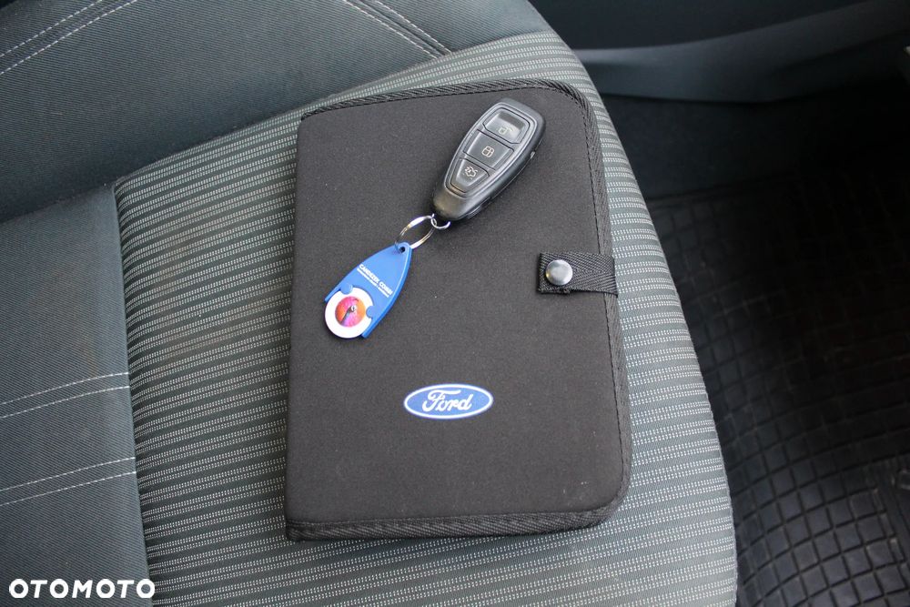 Ford C-MAX 1.6 TDCi Start-Stop-System Titanium - 28