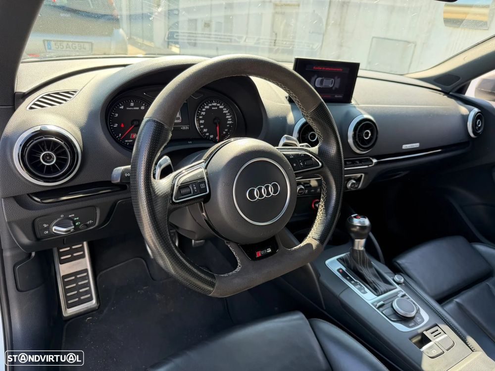 Audi RS3 Sportback - 22