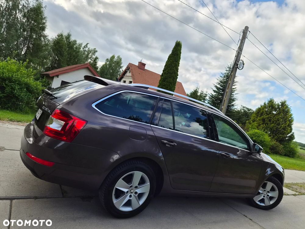 Skoda Octavia 1.4 TSI Ambition - 6