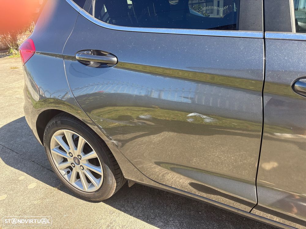 Ford Fiesta 1.0 EcoBoost Titanium - 4