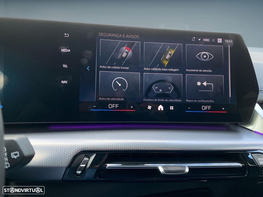 BMW 225xe Active Tourer e xDrive Pack Desportivo M - 12