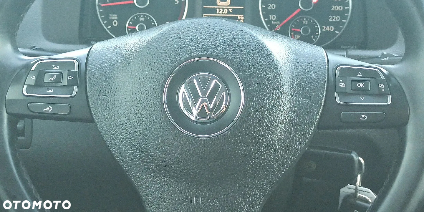 Volkswagen Touran 1.6 TDI DPF Highline - 23
