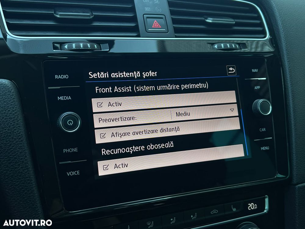 Volkswagen Golf 1.5 eTSI OPF DSG R-Line - 30
