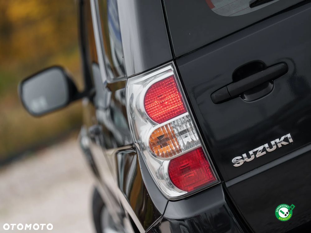 Suzuki Grand Vitara 1.6 - 11