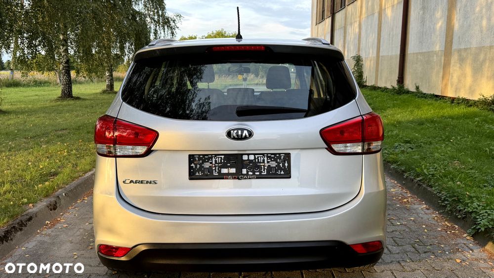 Kia Carens 1.6 GDI L - 26