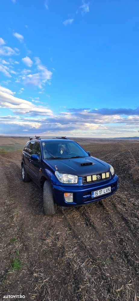 Toyota RAV4 D-4D 4x4 - 7