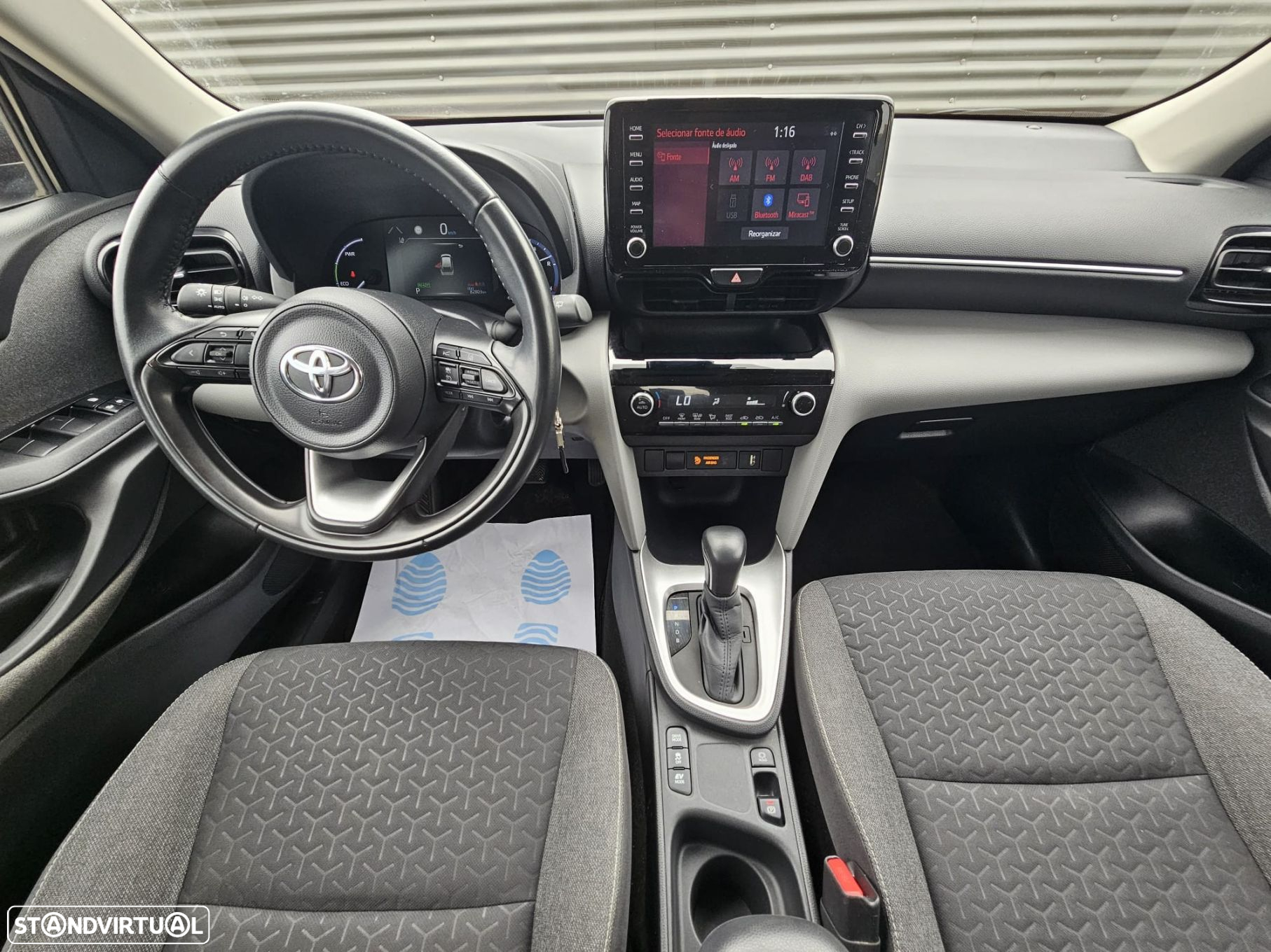 Toyota Yaris Cross 1.5 HDF Comfort Plus - 16