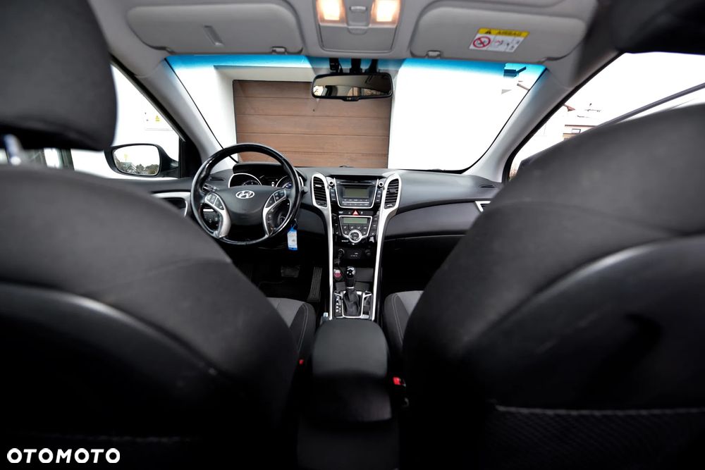 Hyundai i30 1.6 CRDI DCT Premium - 13