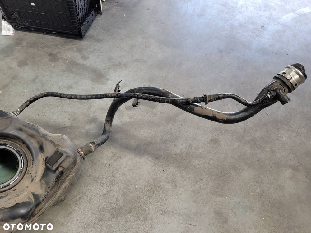 ZBIORNIK PALIWA BAK POMPA WLEW 2.0 B 251 BMW X3 G01 7404155 - 3