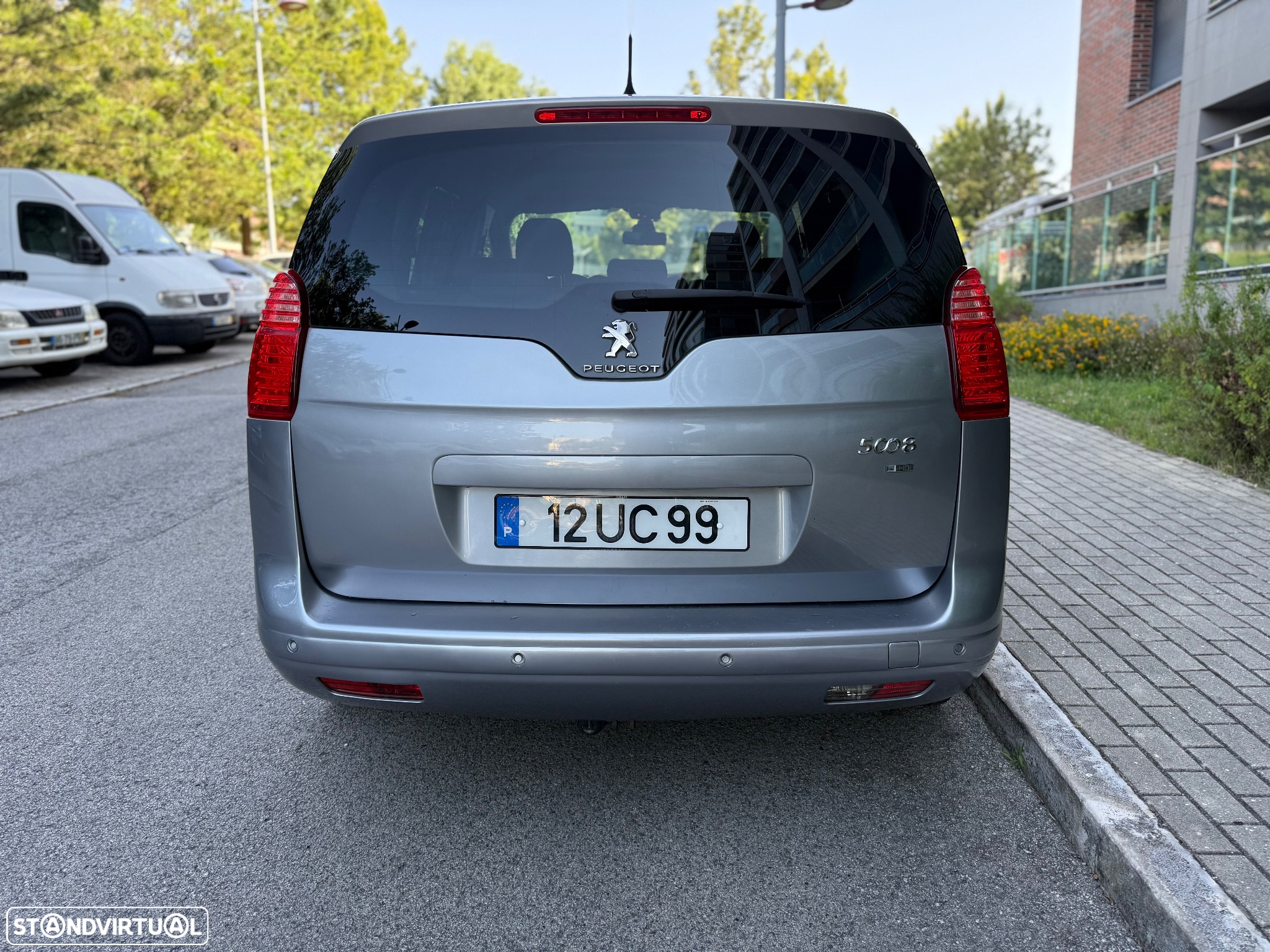 Peugeot 5008 1.6 E-HDi 5L Allure 2-Tronic J17 - 6