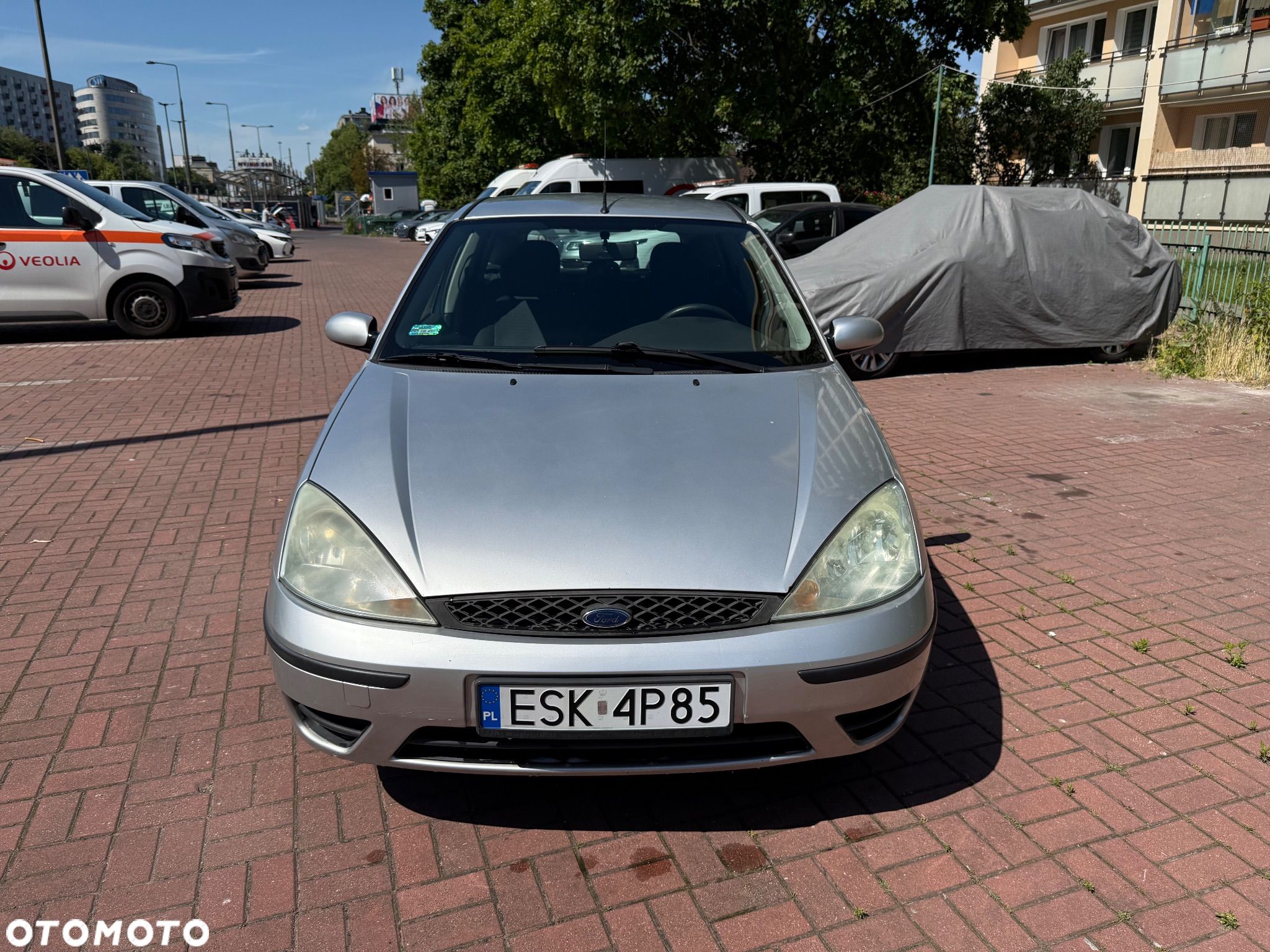 Ford Focus 1.6 Ambiente - 1