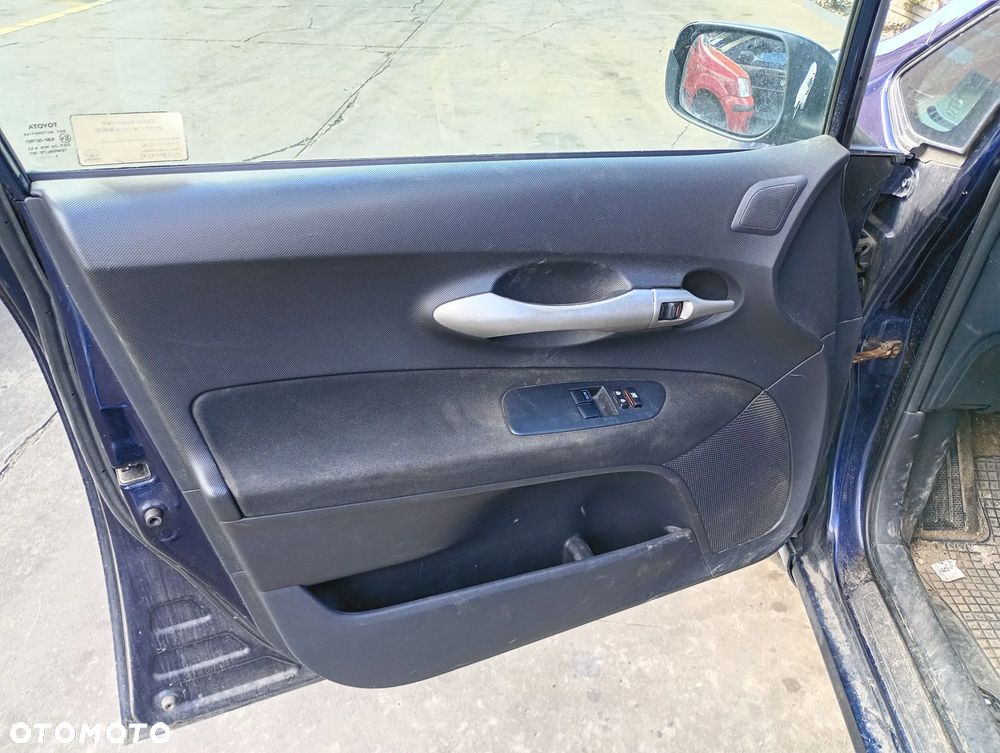 TOYOTA AURIS I E15 06-09 ZAMEK DRZWI PRZÓD TYŁ PRAWY LEWY - 20