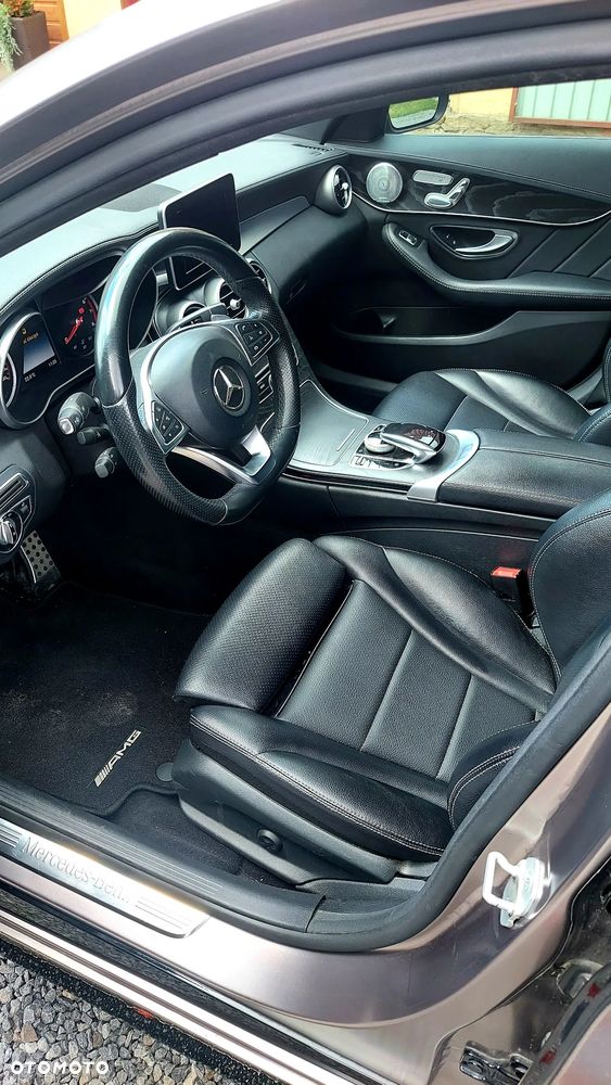 Mercedes-Benz Klasa C 300 7G-TRONIC AMG Line - 6