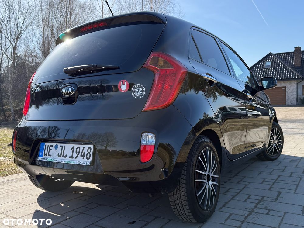Kia Picanto 1.2 L - 4