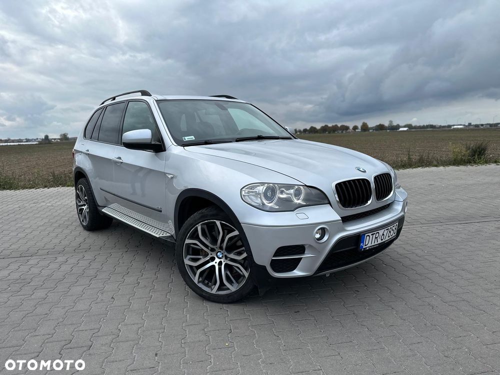 BMW X5 4.8i xDrive - 1