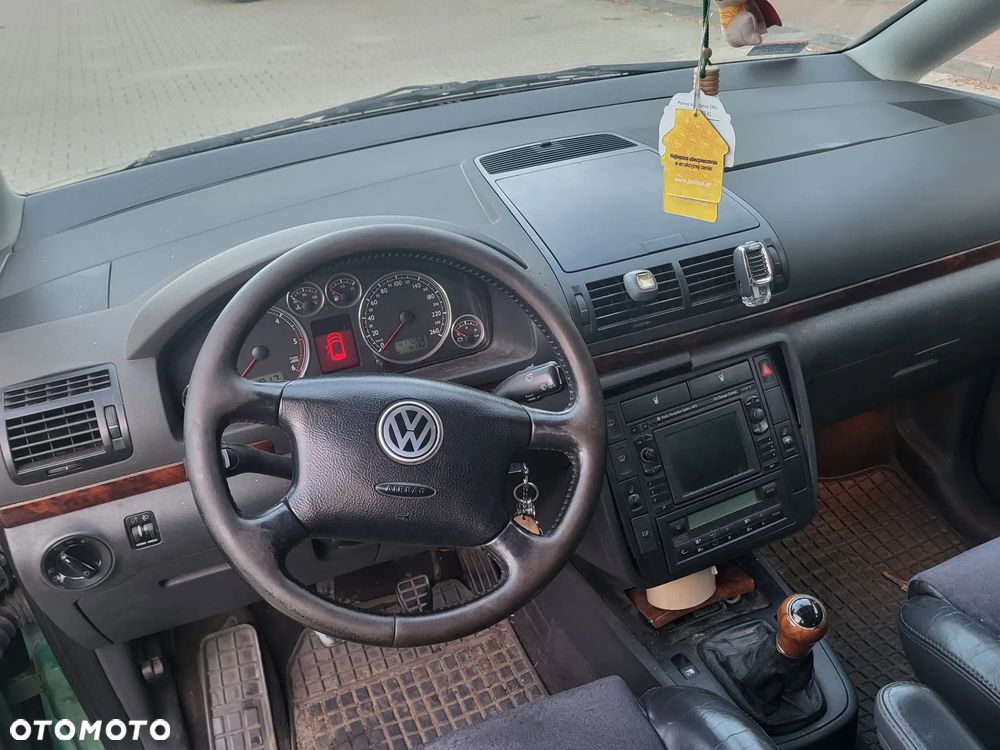 Volkswagen Sharan 1.9 TDI Highline - 20