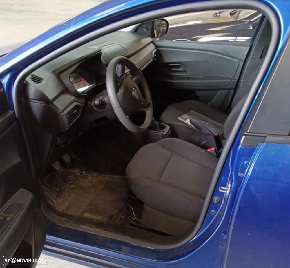 Dacia Sandero - 6
