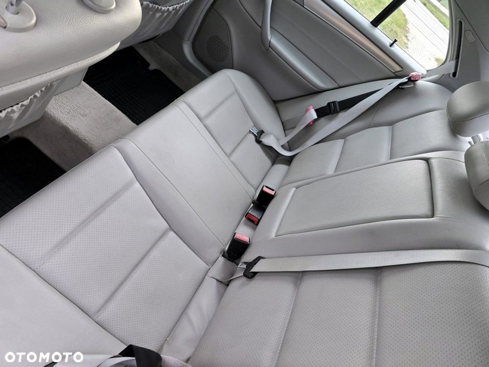 Mercedes-Benz Klasa C 230 7G-TRONIC Avantgarde Sport Edition + - 21